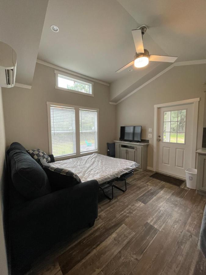 Charming Tiny Home! Close To Oxford, Sardis Lake, Safari Animal Zoo エクステリア 写真