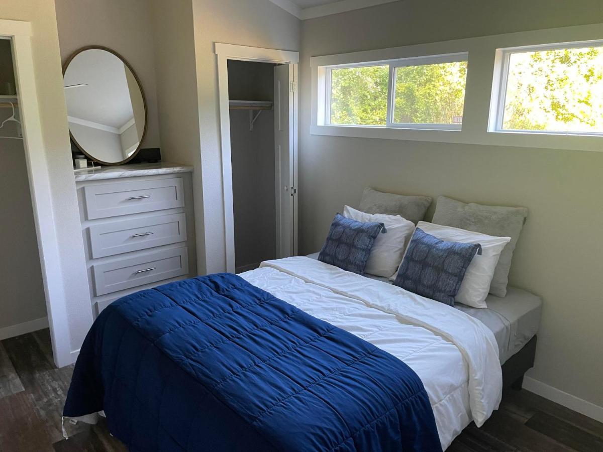 Charming Tiny Home! Close To Oxford, Sardis Lake, Safari Animal Zoo エクステリア 写真