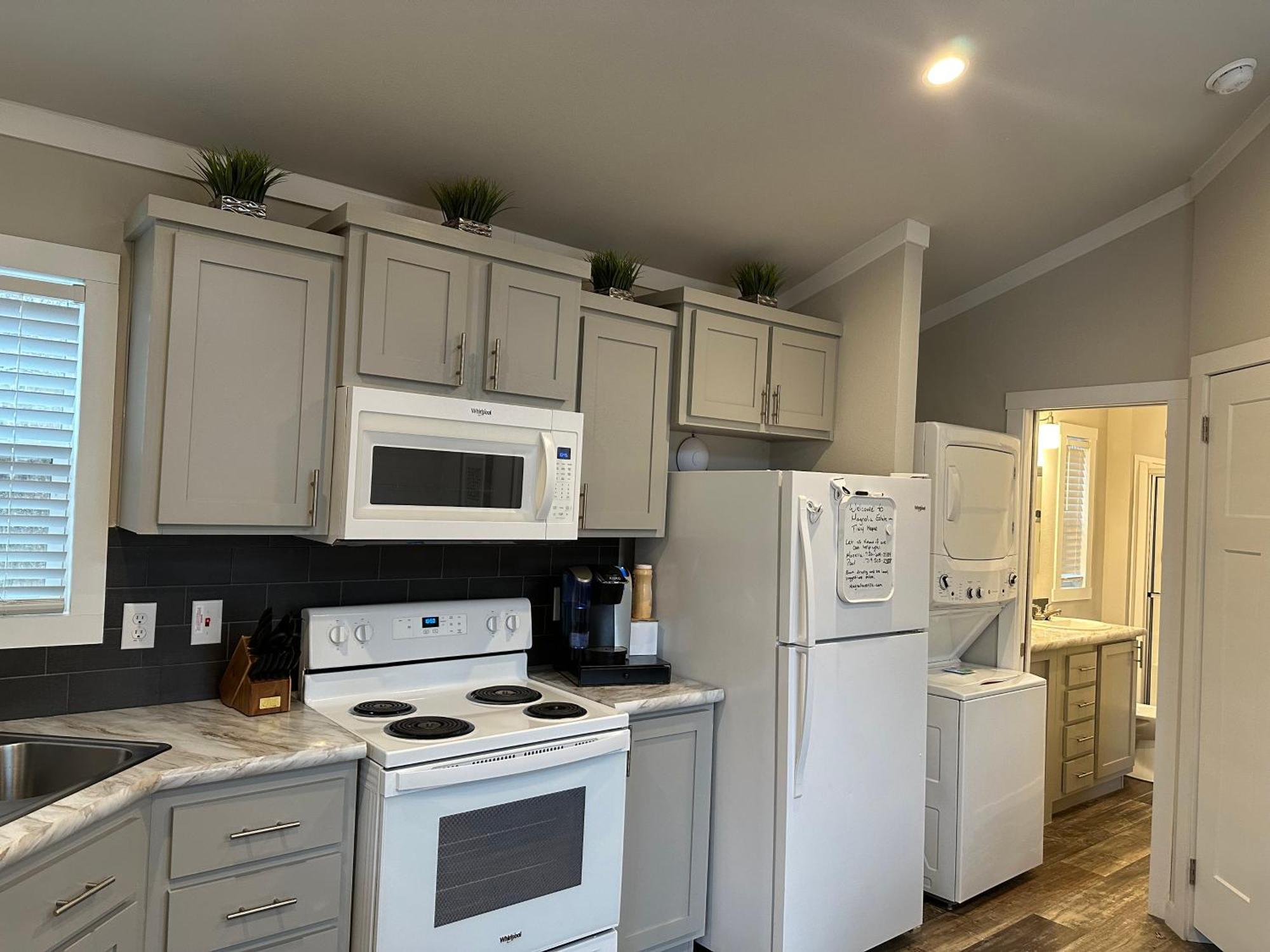 Charming Tiny Home! Close To Oxford, Sardis Lake, Safari Animal Zoo エクステリア 写真